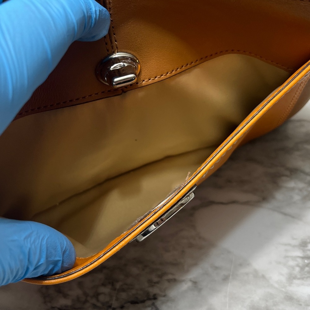 Coach Colorblock Large Clutch in orange/brown/cream leather. VINTAGE - Picture 4 of 12